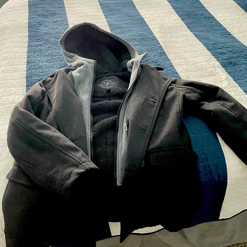 Size 14/16 Men’s Urban Republic Hoodie Coat